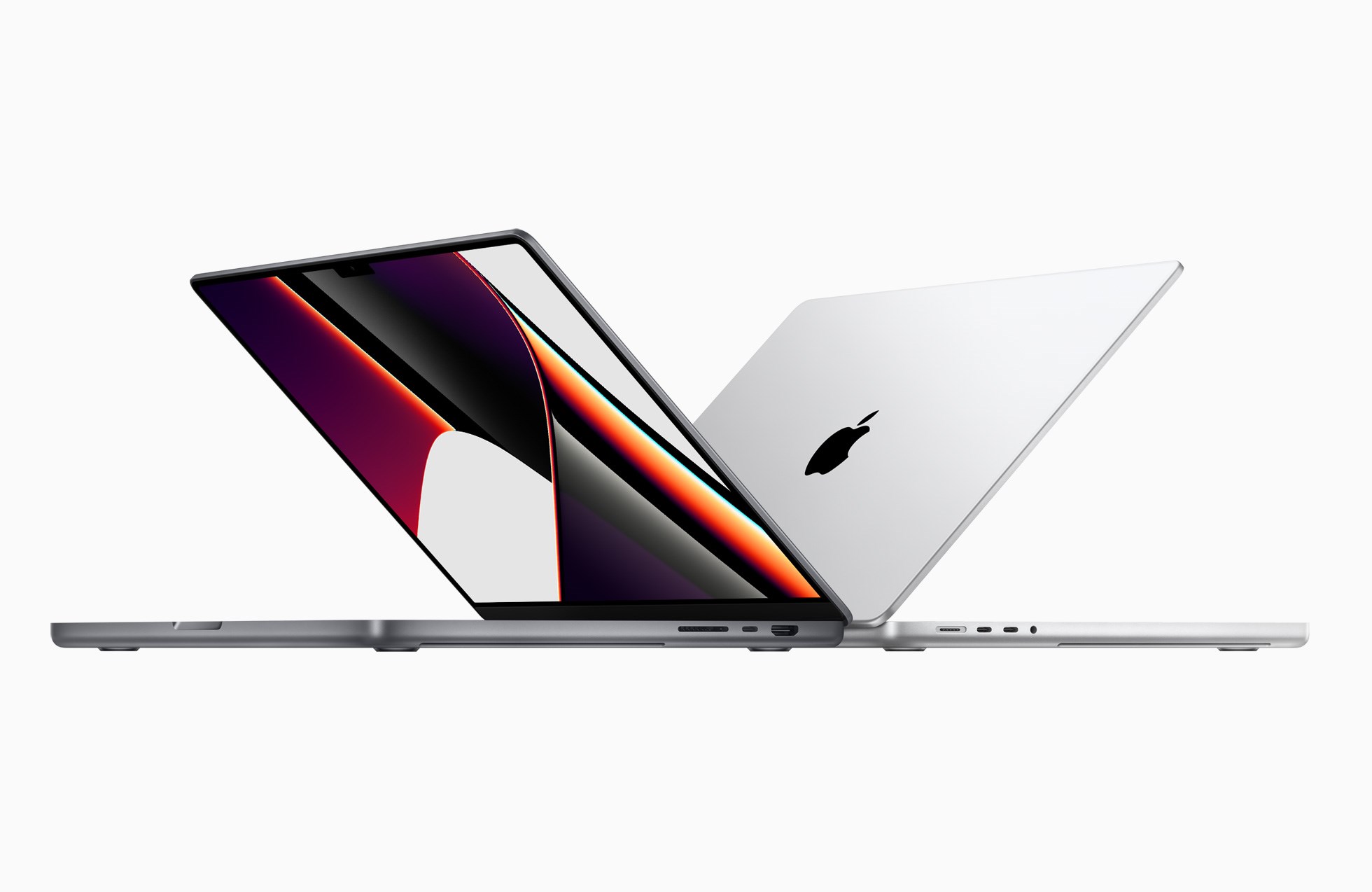 Yeni MacBook Pro'lardaki SD kart okuyucusu UHS-II'yi destekliyor