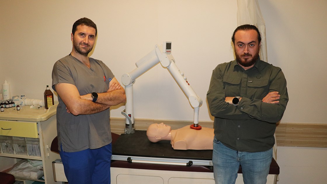 Kalp masajı yapan yerli robot geliştirildi