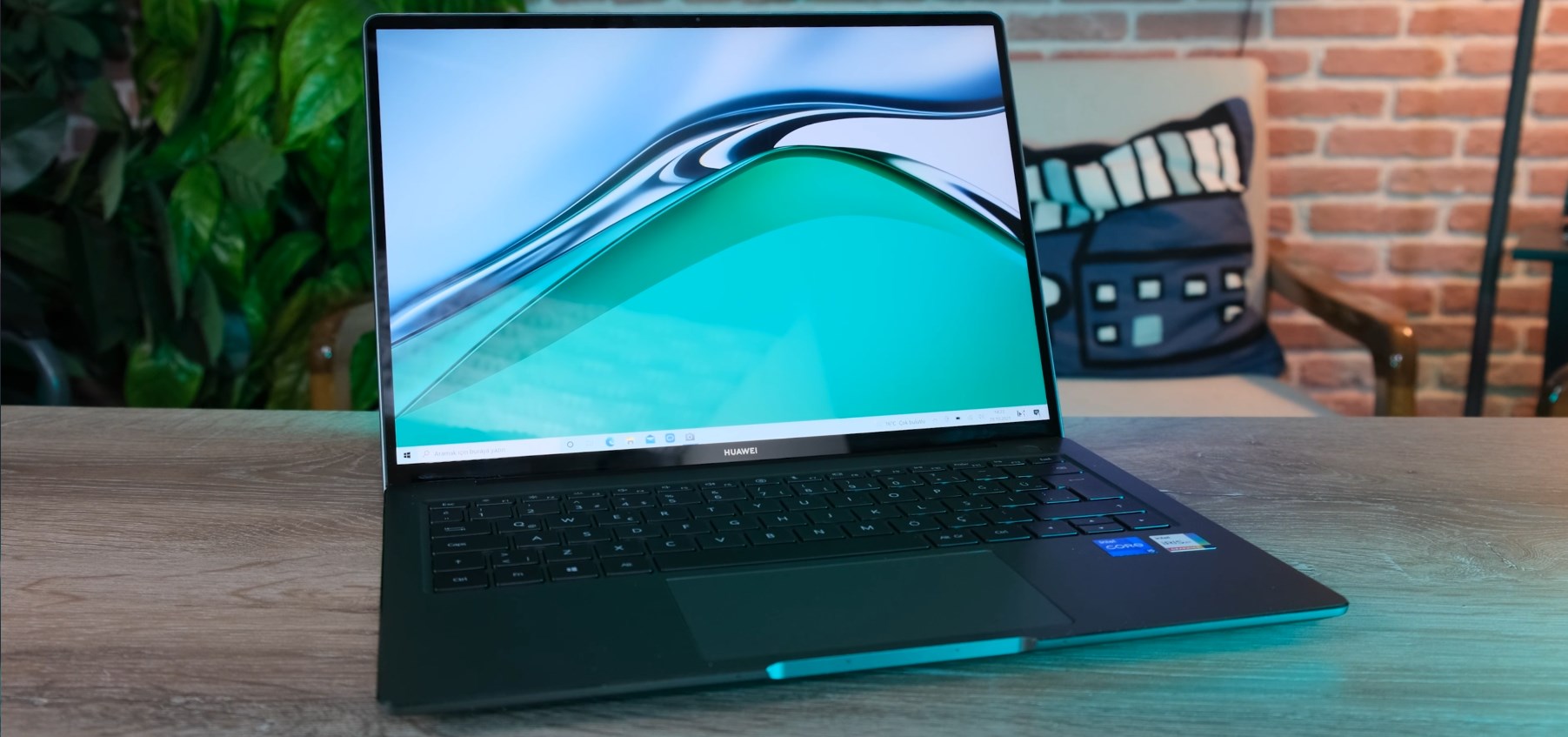 Matebook serisi artık 90 Hz ekranlı - Huawei Matebook14S inceleme