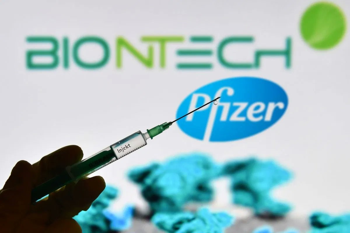 BioNTech ve Moderna, Omicron'a karşı yeni aşı için tarih verdi