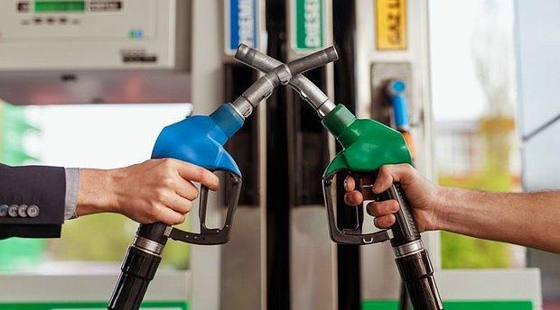 Benzine 77 kuruş, motorine 31 kuruş zam geldi