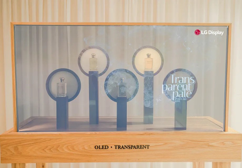 LG Display, yeni şeffaf OLED ekran konseptlerini duyurdu