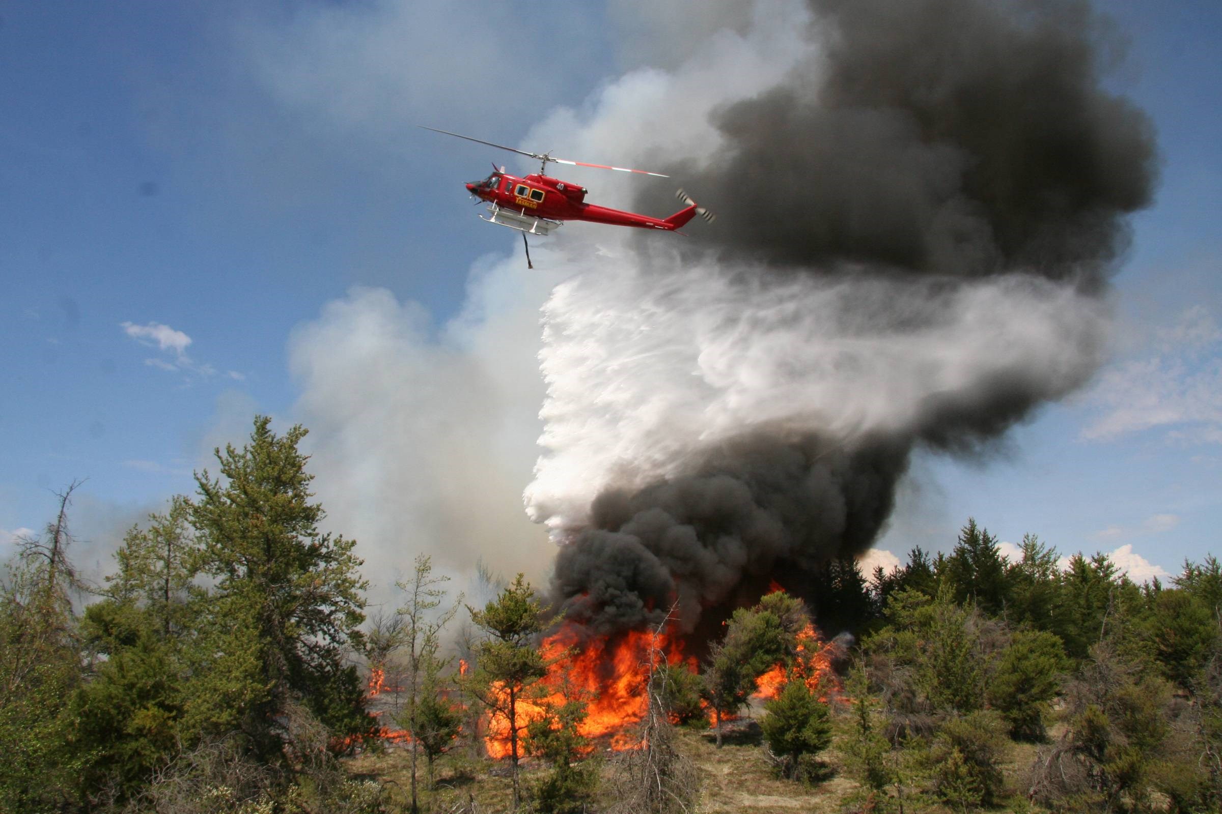 Orman yangınları için 19 helikopter ve 5 uçak alınacak