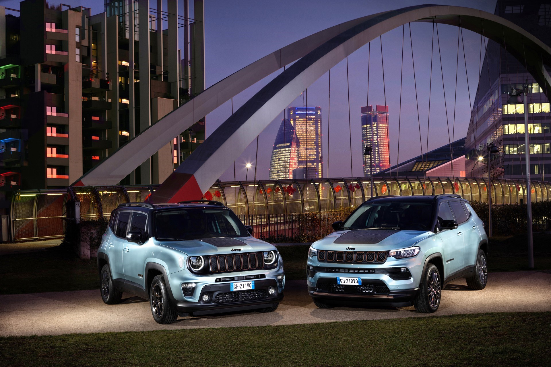 Jeep Compass ve Renegade'in yeni hibrit versiyonları geliyor