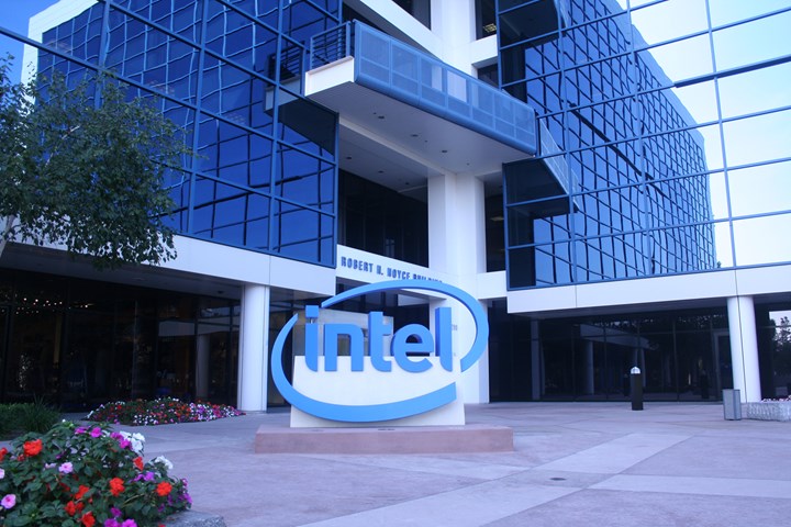 Intel, kuracağı iki çip fabrikasına 20 milyar dolar harcayacak