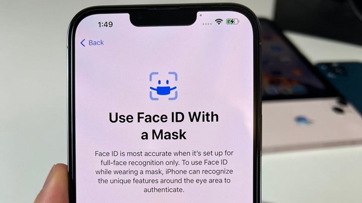 iOS 15.4 ile Face ID'ye maske ile kilit açma desteği geliyor
