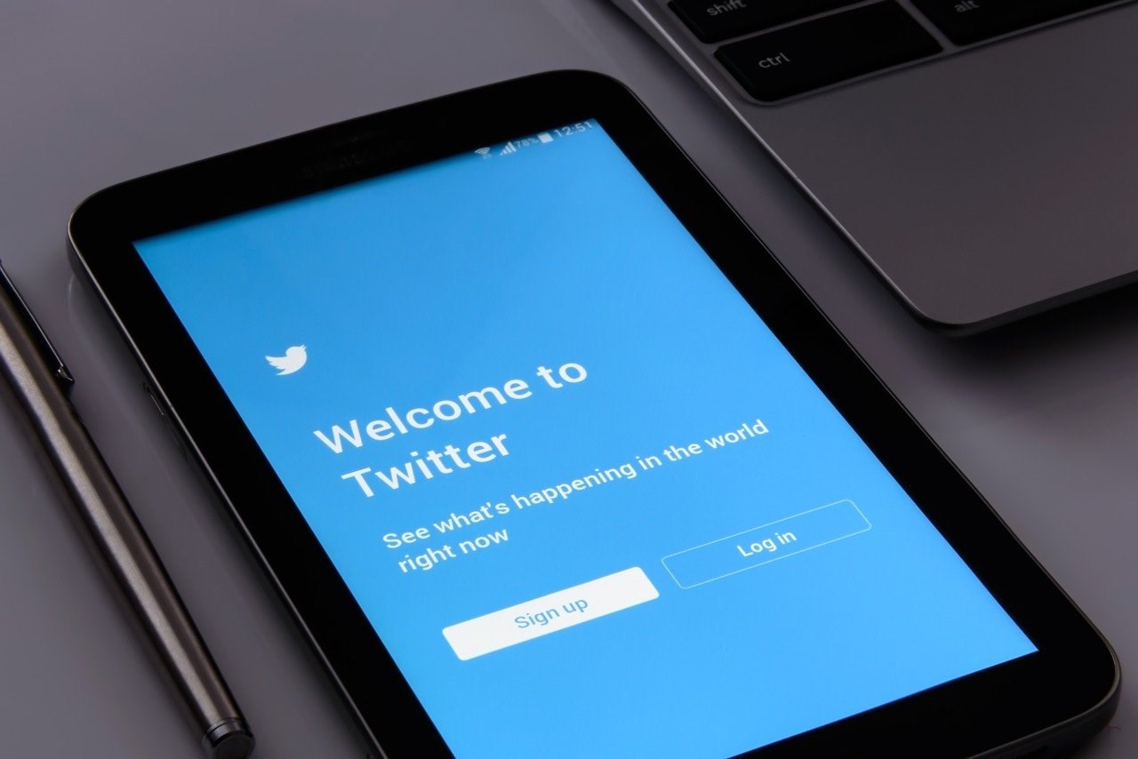 Twitter, tweetlerde DM simgesini test ediyor