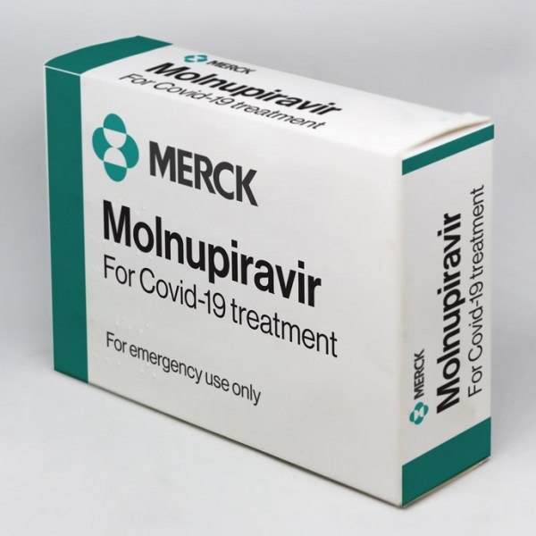 Molnupiravir Covid-19 ilacı Türkiye'de kullanılmaya başlandı
