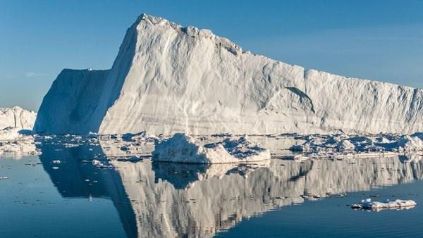 Dünyayı bekleyen büyük tehlike: Grönland buzulları hızla eriyor