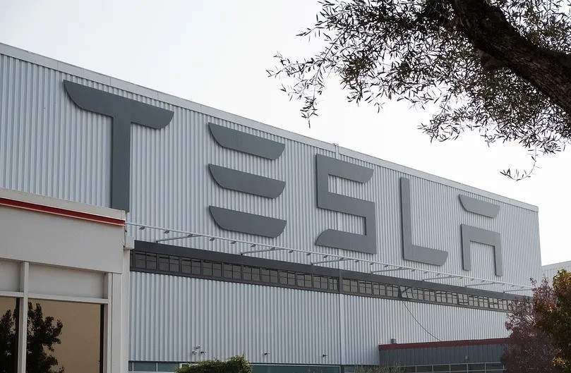 Tesla, Almanya'daki Gigafactory için şartlı onay aldı
