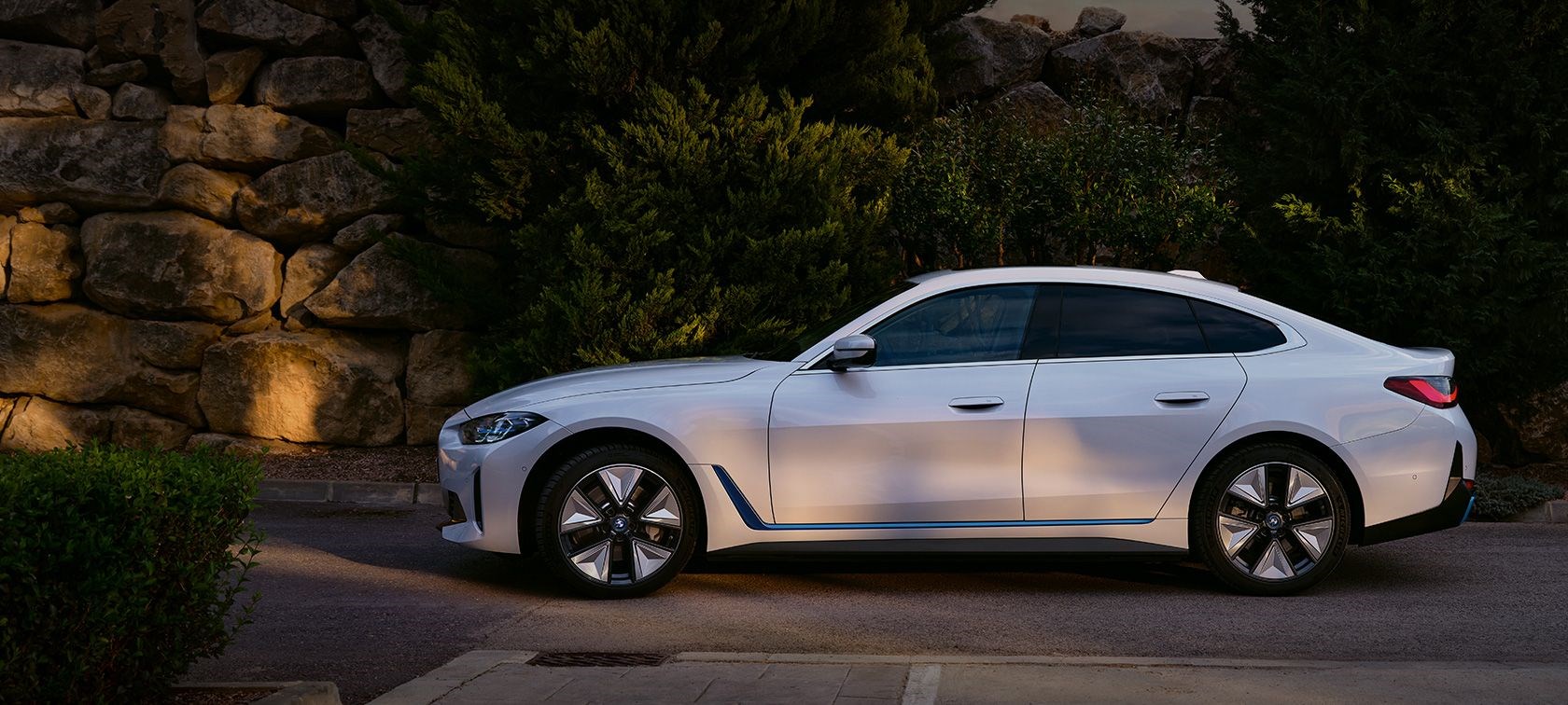 Elektrikli BMW i4 Türkiye'de: İşte fiyatı ve özellikleri