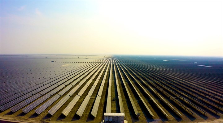 Avrupa'nın en büyük güneş enerjisi santrali Karapınar GES, Aralık'ta tamamlanacak