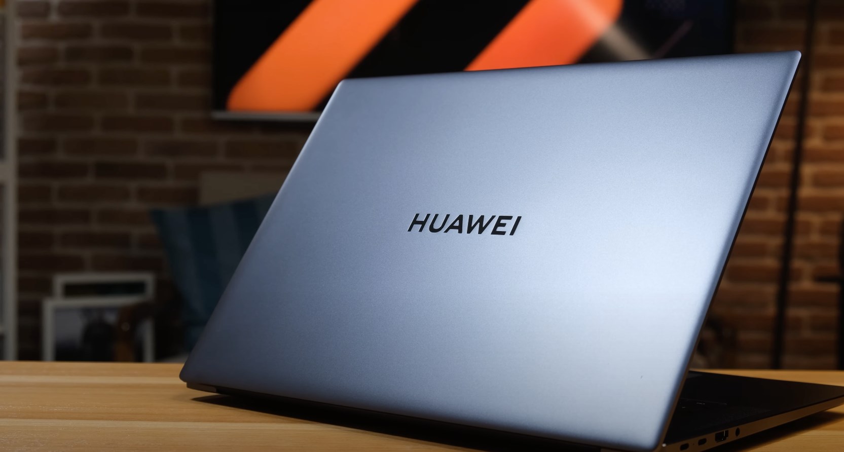 135W hızlı şarj destekli en güçlü MateBook - Huawei MateBook 16