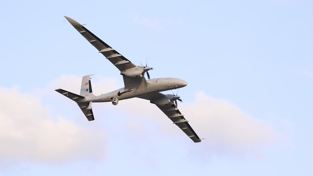 Akıncı TİHA'dan Teber-82 Güdüm Kiti ile ilk atış yapıldı