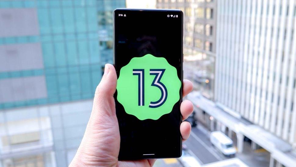 Google, Android 13'ü resmi olarak tanıttı: İşte yenilikler