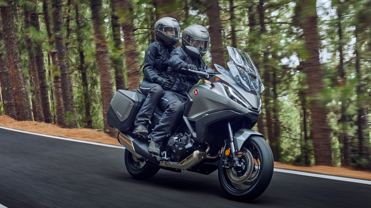 Honda NT1100 Türkiye'de satışa sunuldu: İşte fiyatı ve özellikler