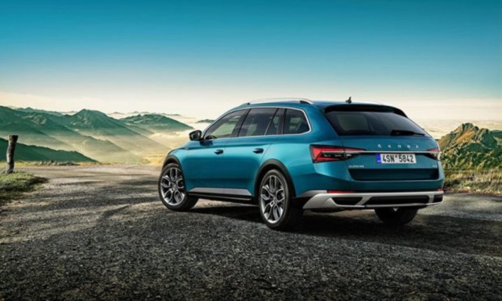 2022 Skoda Superb Combi Scout Türkiye fiyatı ve özellikleri