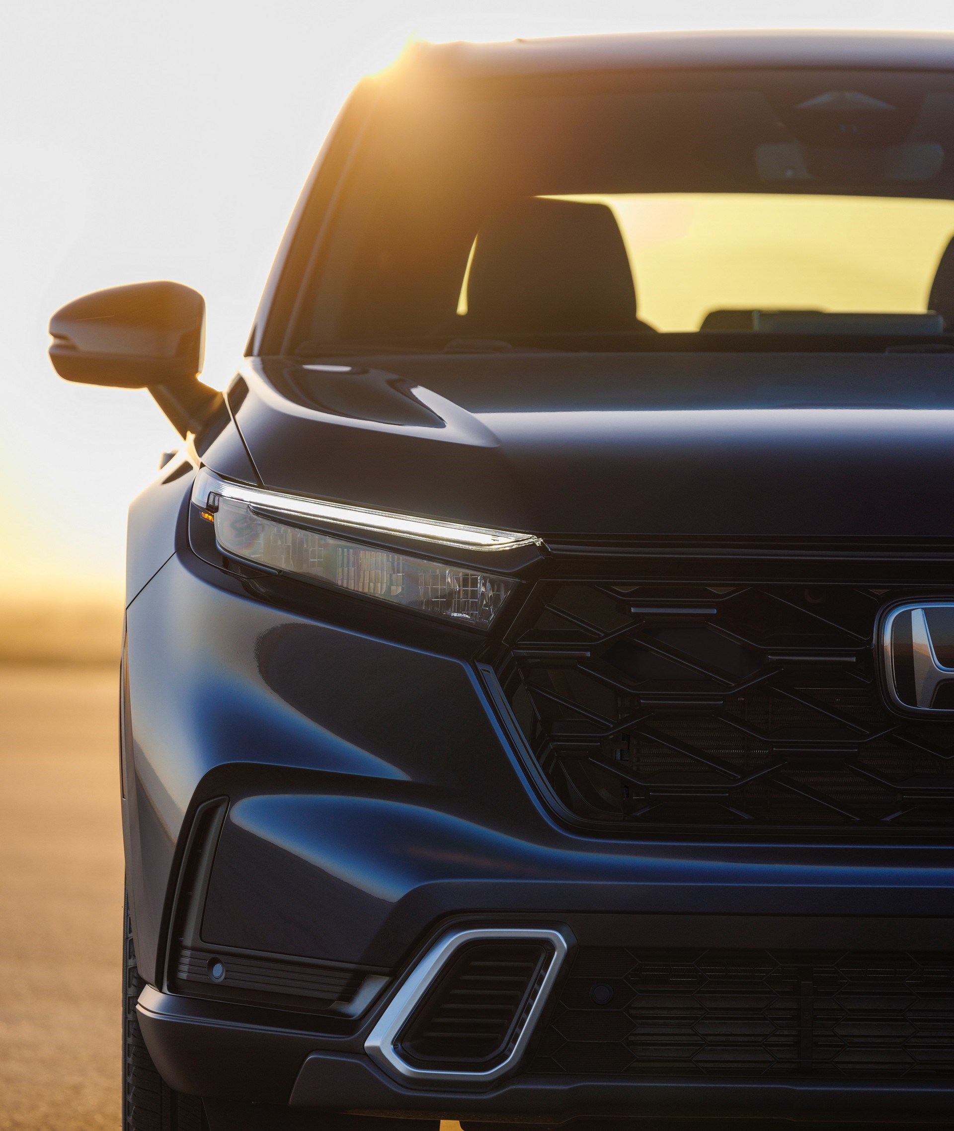 2023 Honda CR-V'nin ilk resmi ipucu görselleri paylaşıldı