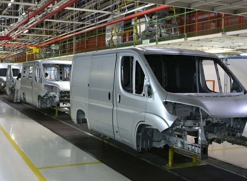 Toyota ve Stellantis'in ticari araç ortaklığı genişliyor