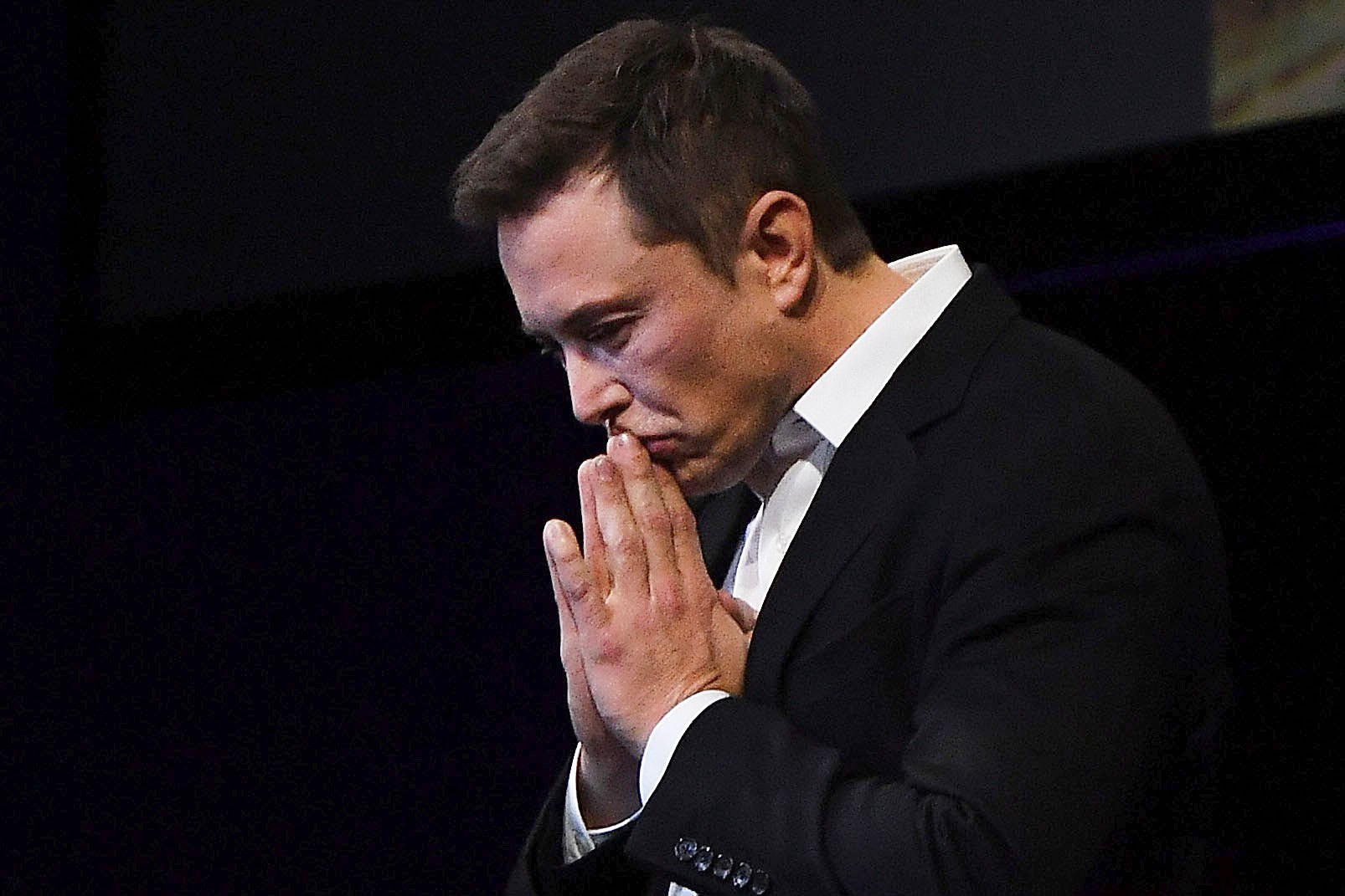 Elon Musk, 10 bin Tesla çalışanını işten çıkaracak