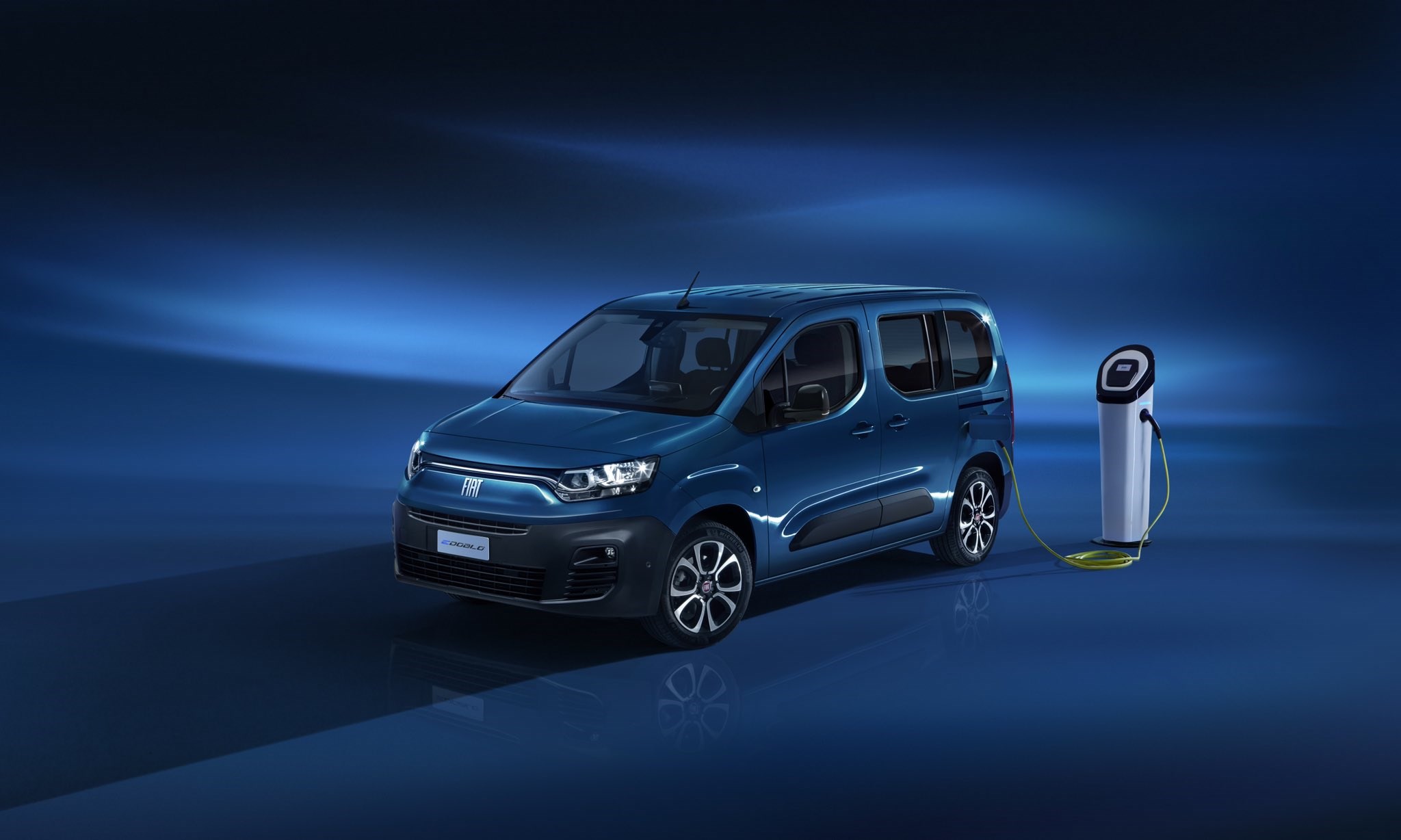 2023 Fiat Doblo ve e-Doblo tanıtıldı: İşte tasarımı ve özellikler