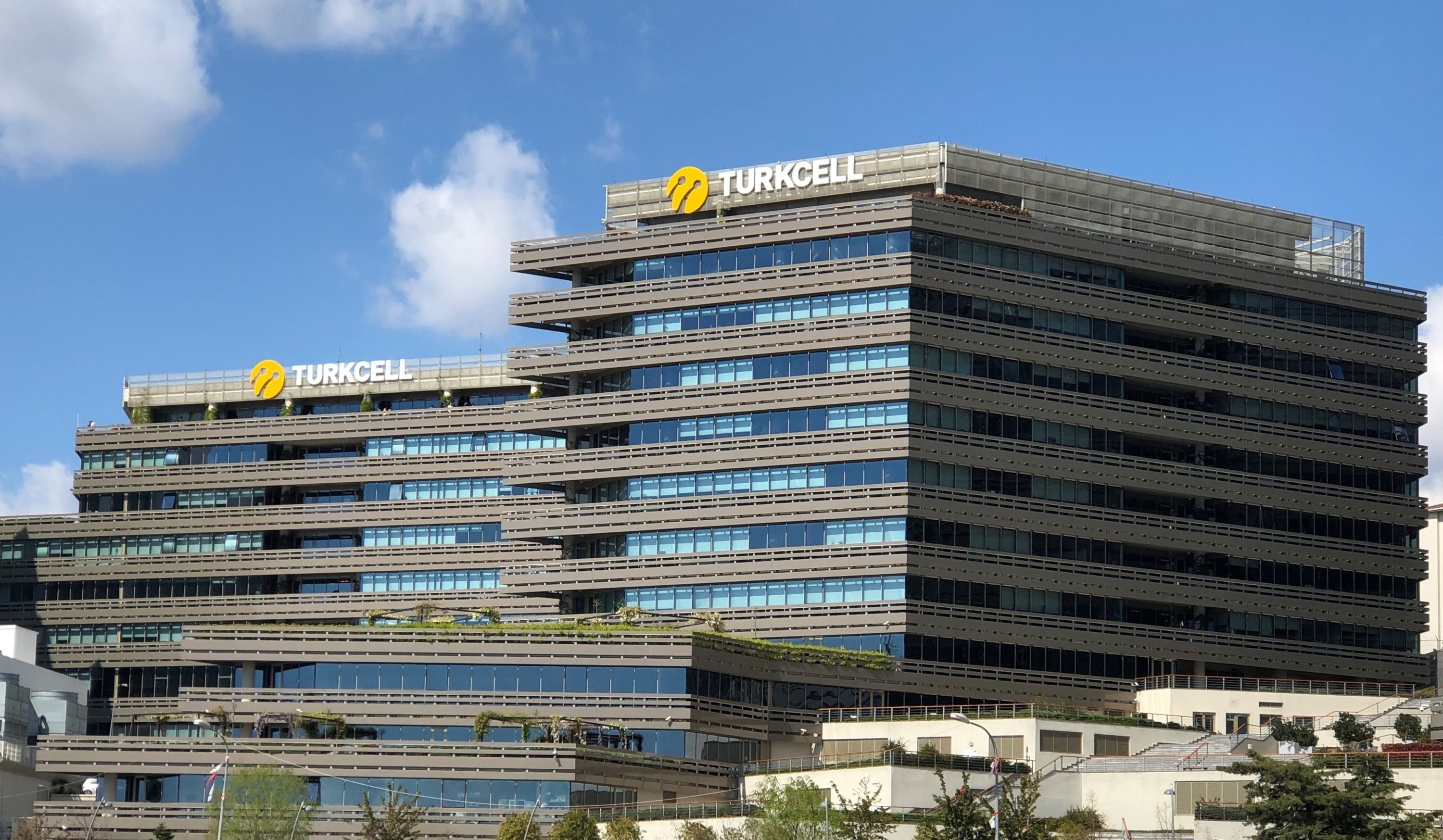 Turkcell, dijital bankacılık şirketi kuracağını açıkladı