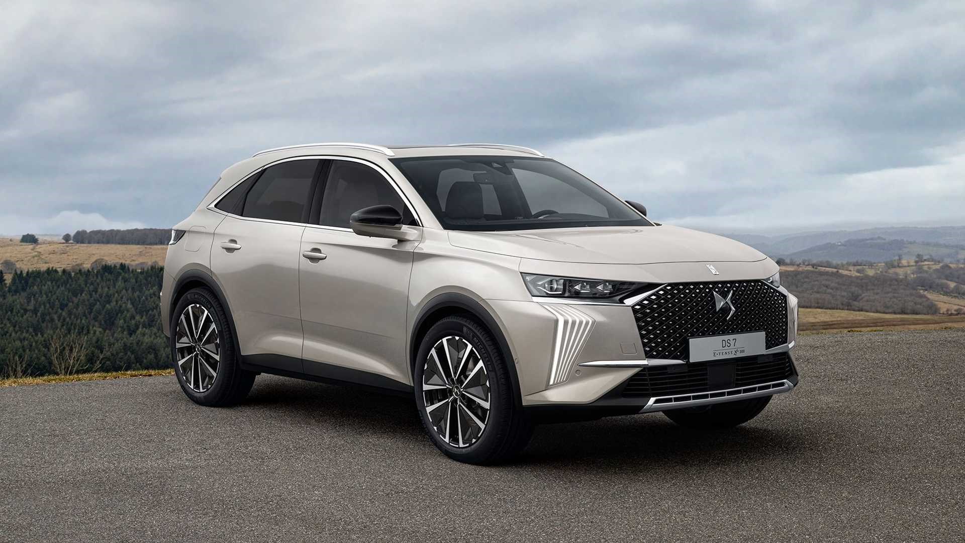 Makyajlı DS 7 Crossback tanıtıldı: İşte tasarımı ve özellikleri