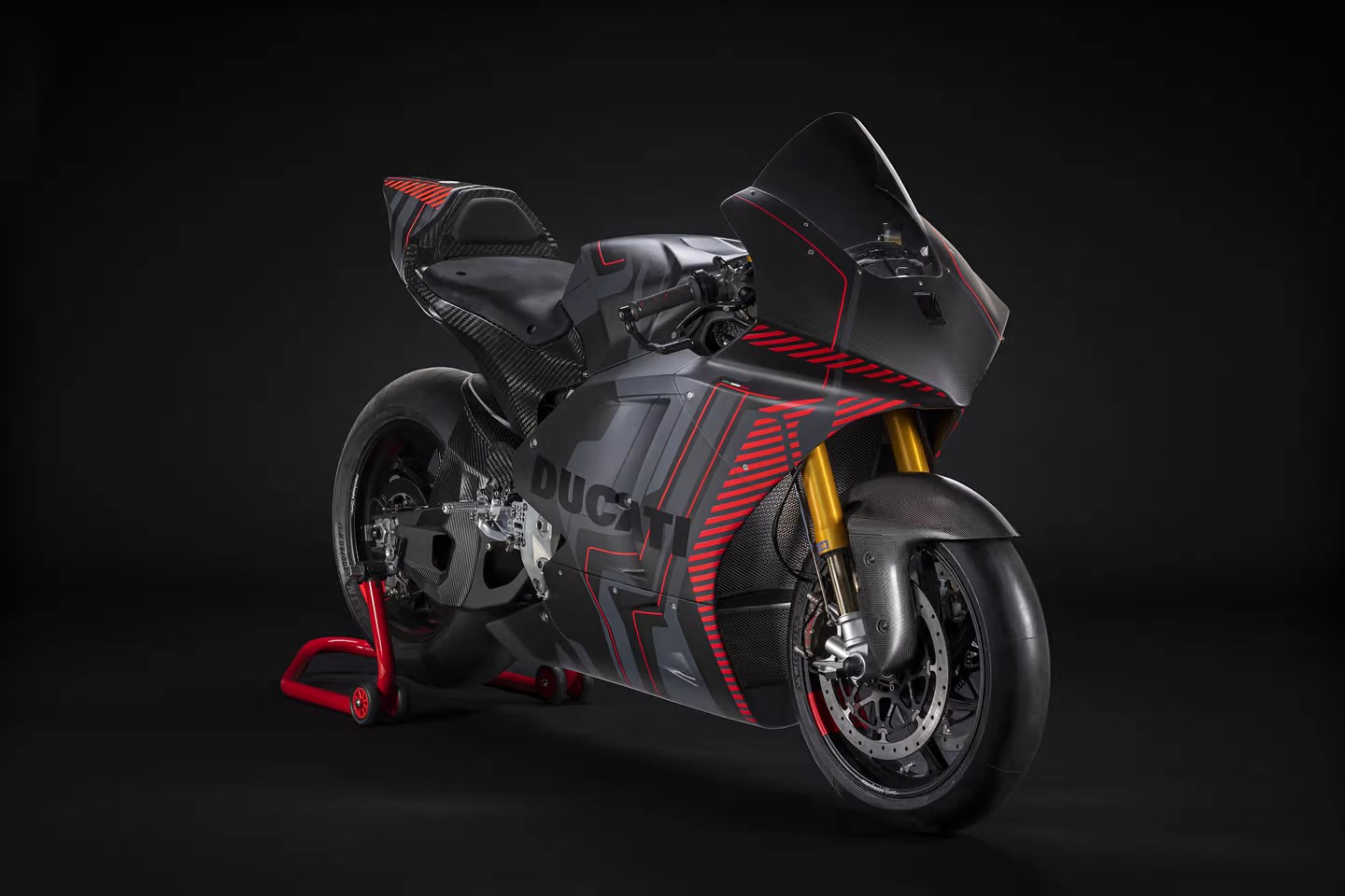 Ducati, ilk elektrikli motosikletini detaylandırdı: V12L