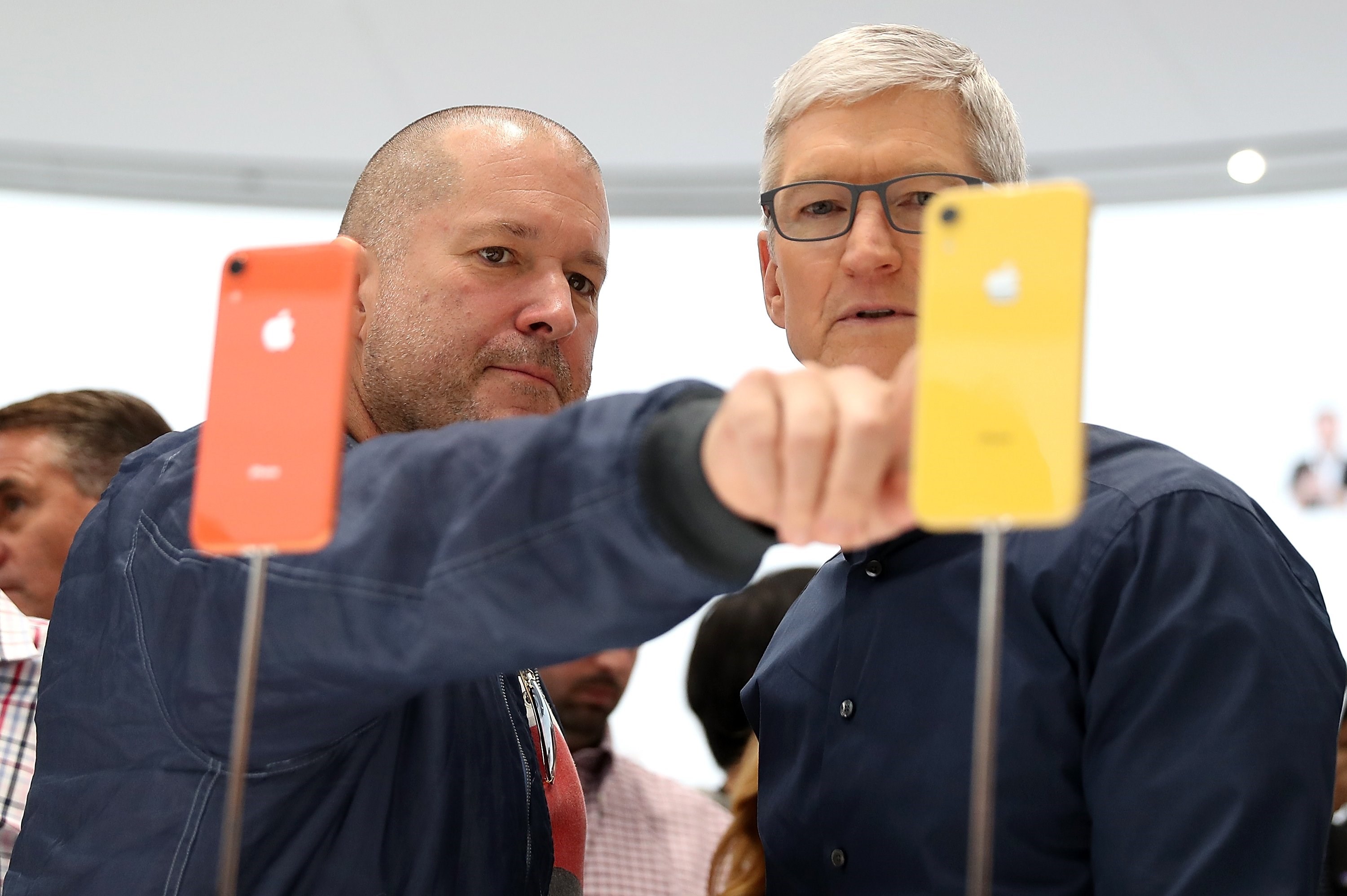 Apple ve Jony Ive yollarını tamamen ayırdı