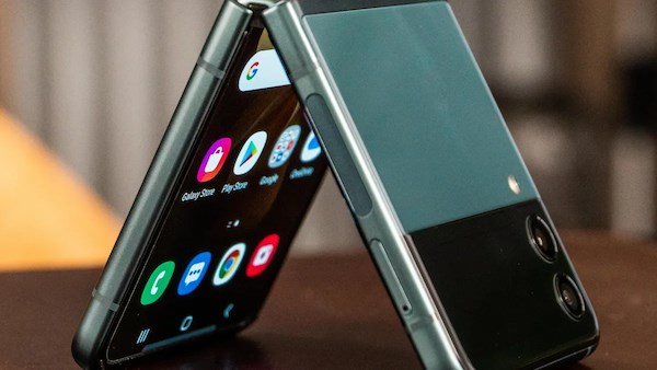 samsung katlanır telefon satışları