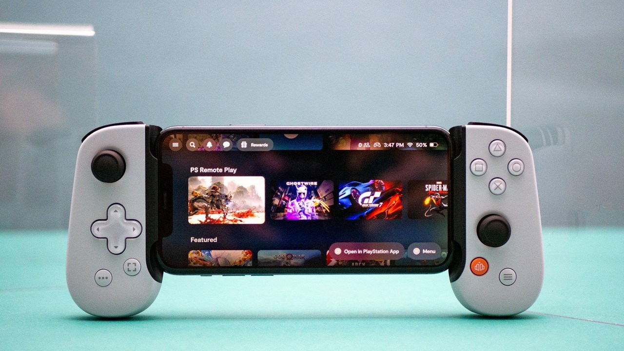 Sony, iPhone'lar için yeni Playstation kontrolcüsü tanıttı!