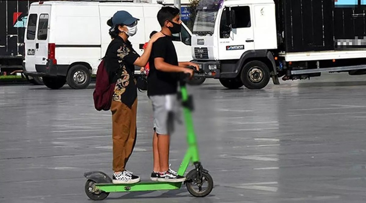 Otobüs ve minibüslerde emniyet kemeri takmak zorunlu hale geldi