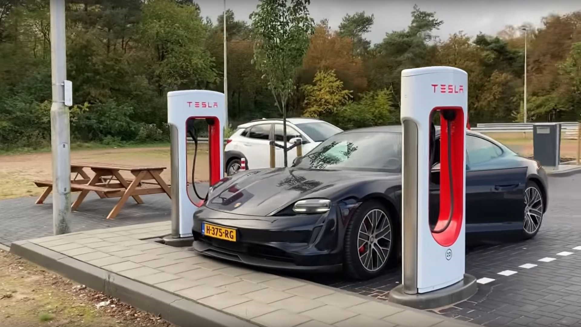 Tesla şarj istasyonları Almanya'da yasaklanabilir