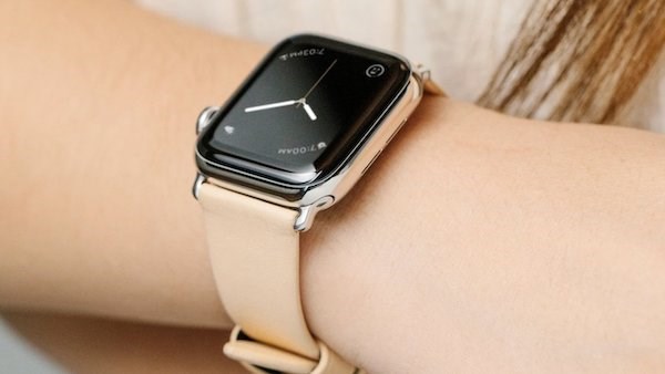 Eski Apple Watch kordonları Apple Watch Pro'ya uymayabilir