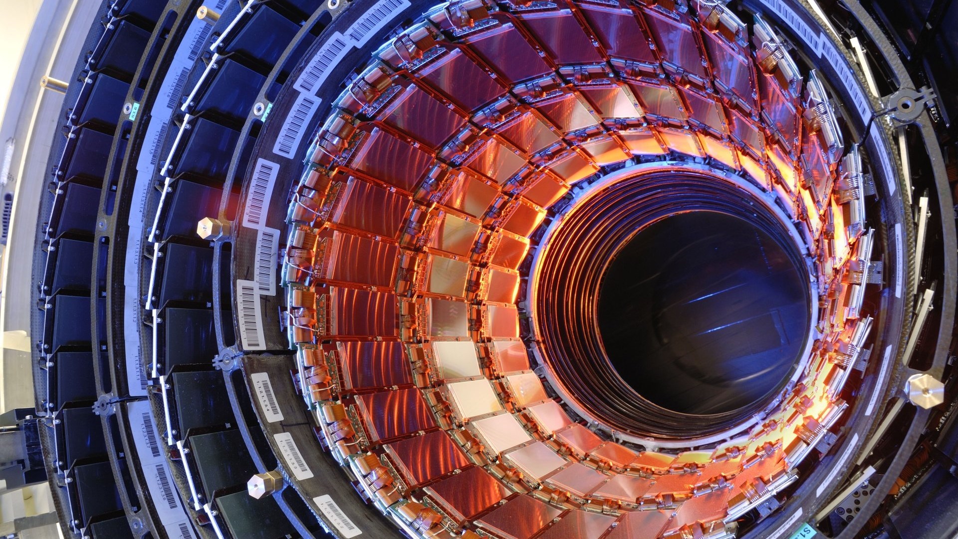 CERN, Büyük Hadron Çarpıştırıcısı'nı durdurabilir