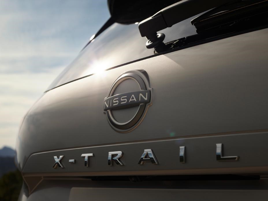 2022 Nissan X-Trail arka logo