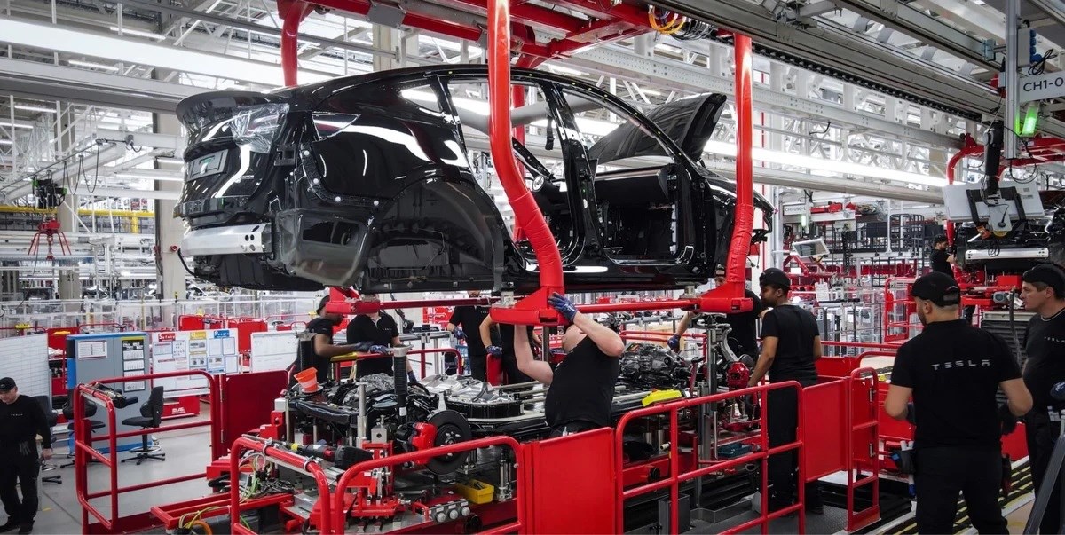 Tesla’nın araç başına üretim maliyeti rekor seviyede düştü