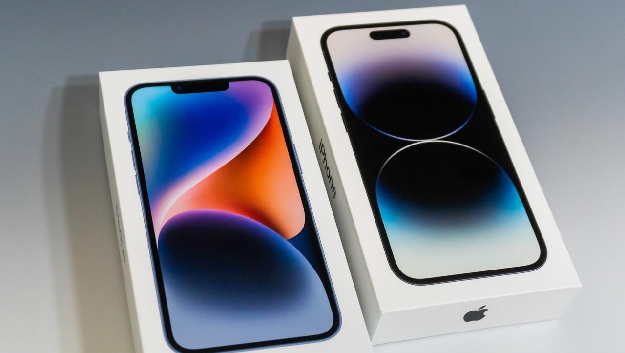 iPhone 14 Çin sokaklarında işportaya düştü: Sokaklarda satıyorlar