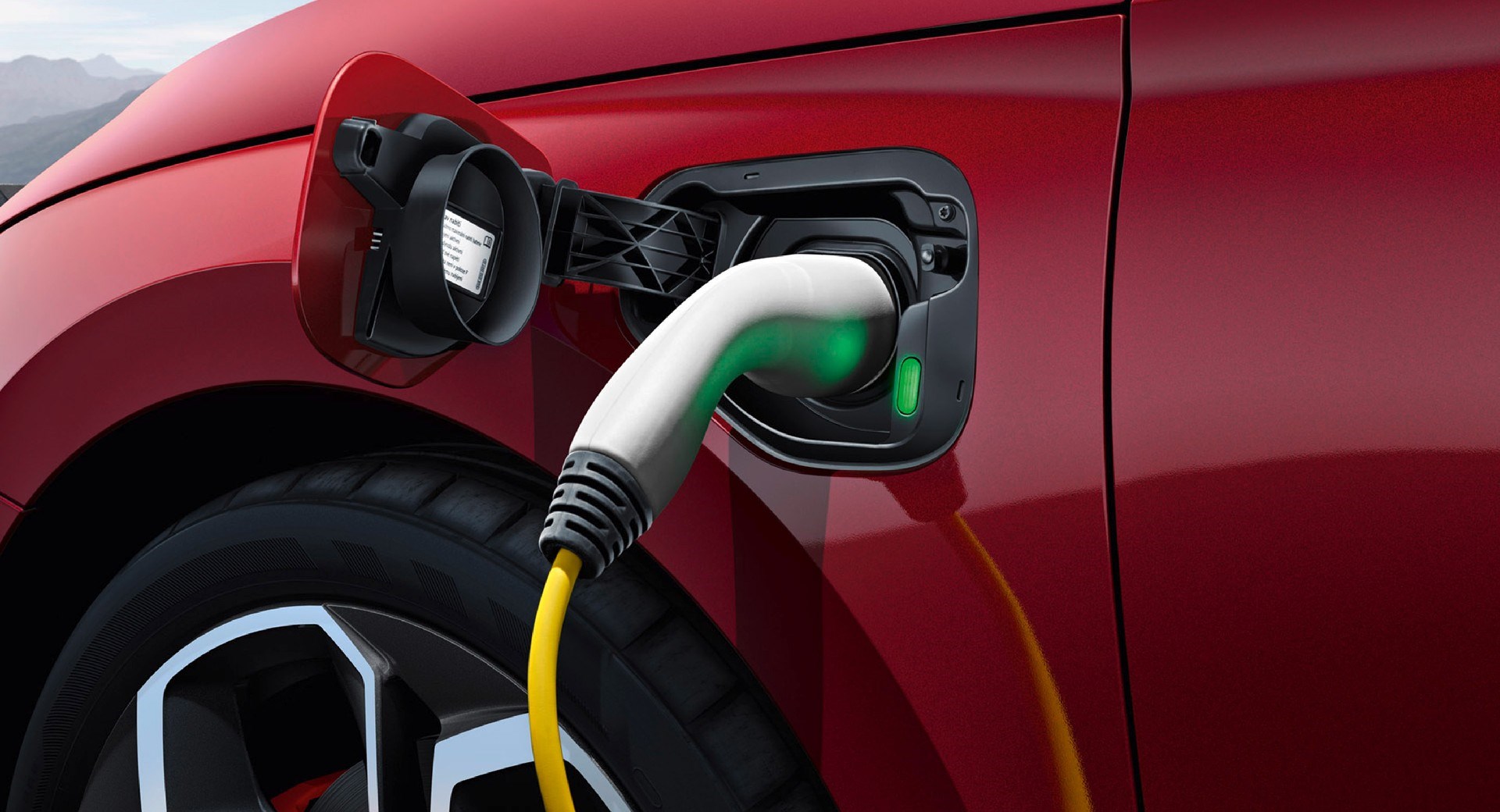 Skoda'dan %100 elektrikli Octavia geliyor!