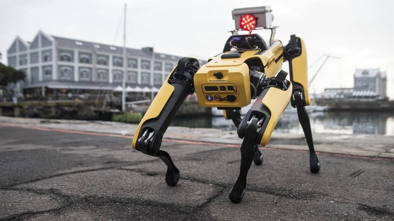 Boston Dynamics ve diğerleri: Robotlar silahlandırılmayacak