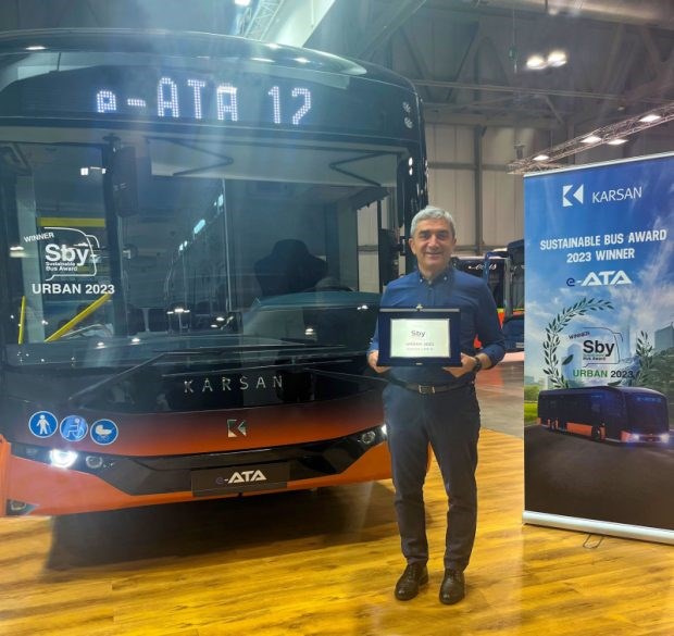 Elektrikli Karsan e-ATA'ya Avrupa'da 'Yılın Otobüsü' ödülü