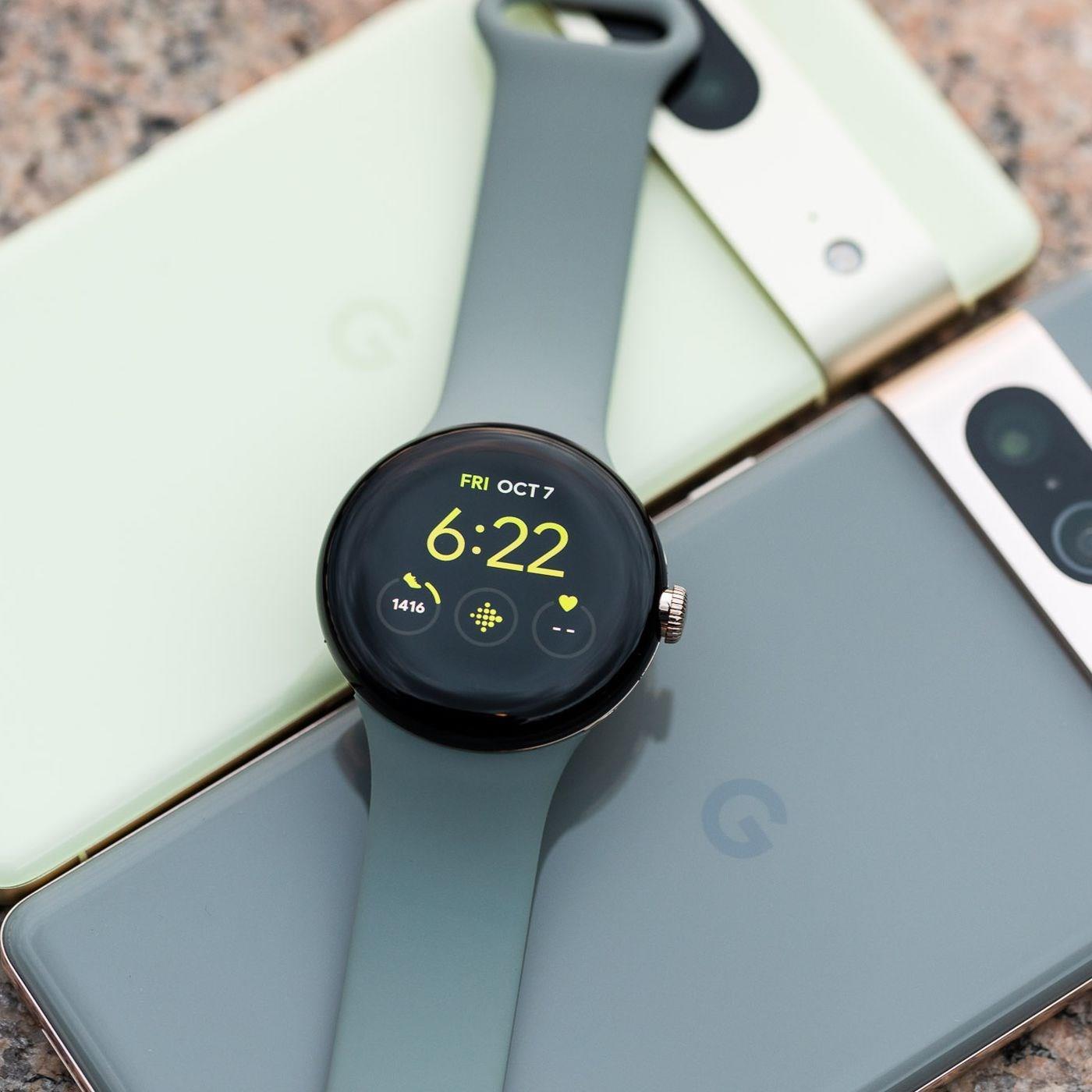 Pixel Watch sadece kutudan çıkan stand ile şarj oluyor