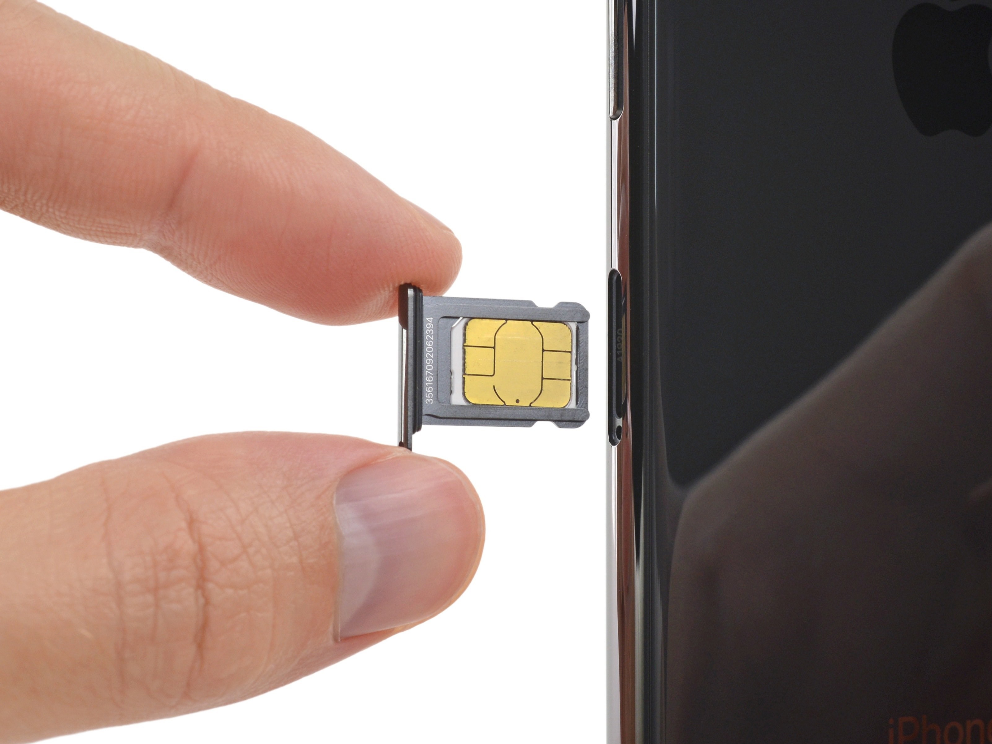 iPhone 14 serisinde sorunlar bitmiyor: Şimdi de SIM hatası