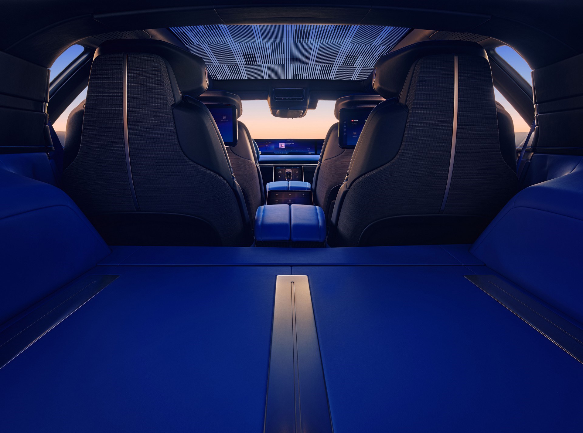 300 bin dolarlık elektrikli otomobil tanıtıldı: Cadillac Celestiq