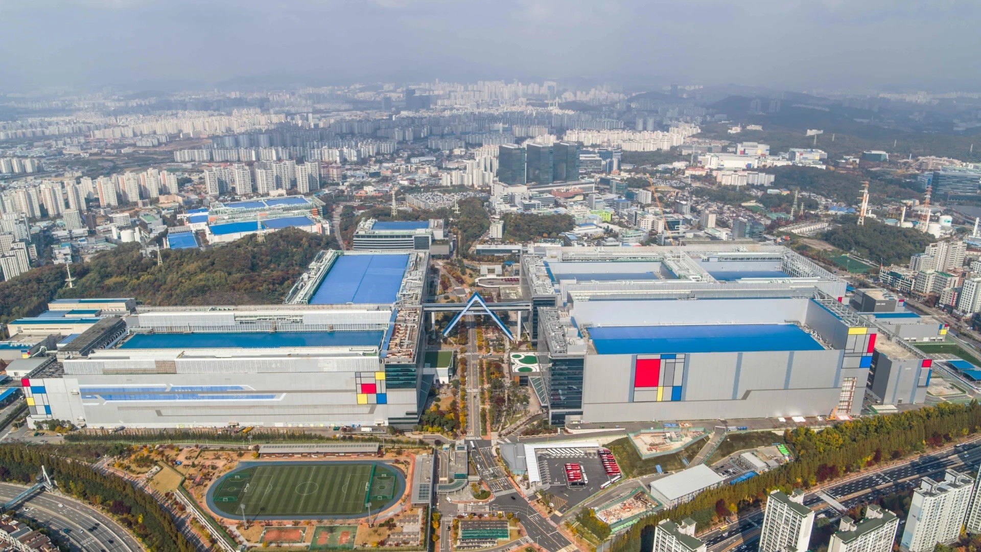 Samsung, Avrupa'da yeni bir üretim tesisi kurabilir