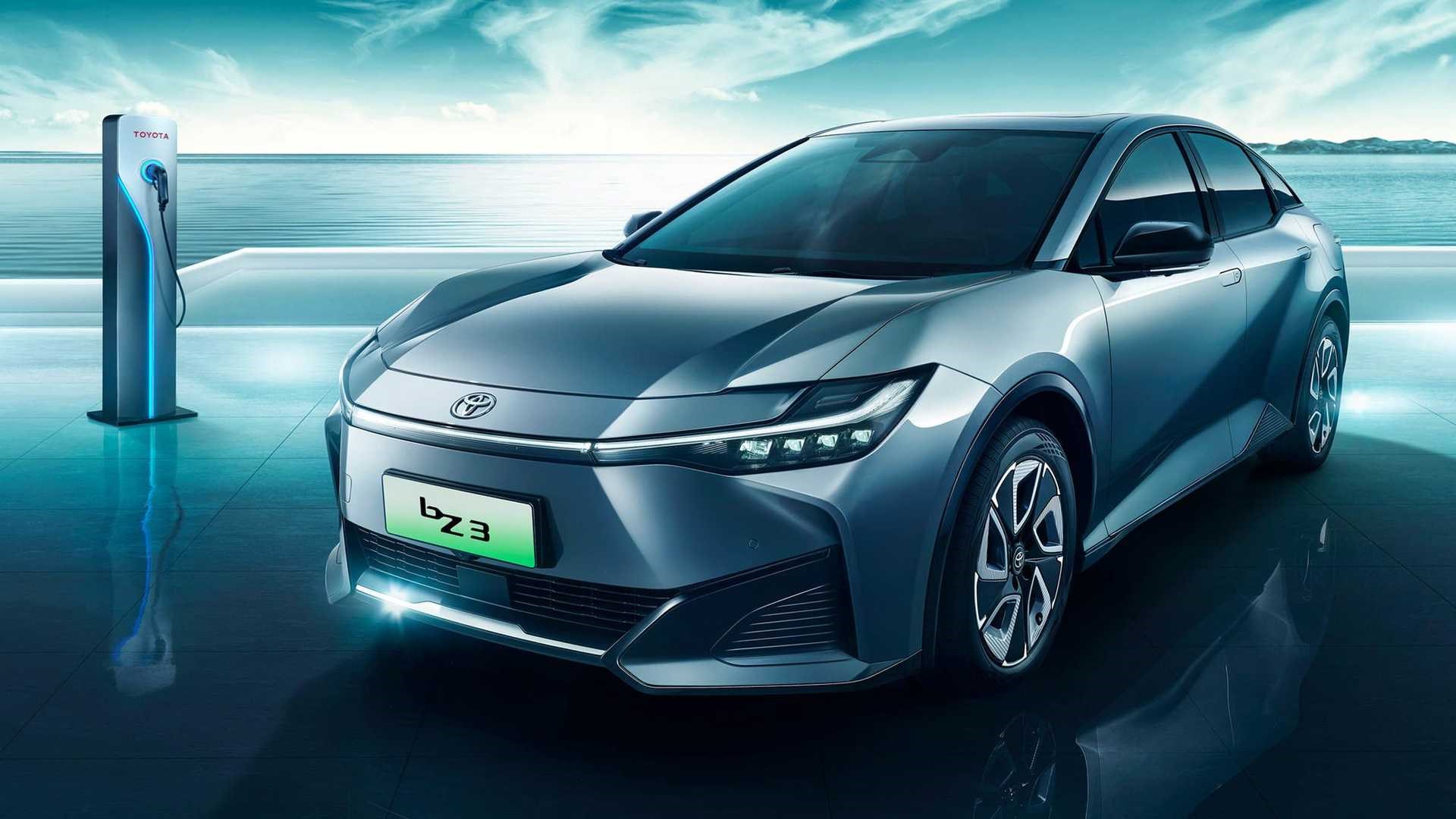Yeni Toyota bZ3 sedan tanıtıldı: İşte tasarımı ve özellikleri