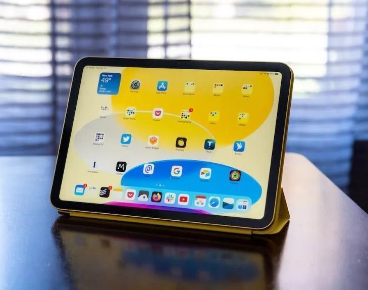10.9 inç iPad USB-C bağlantı noktası ile şaşırttı