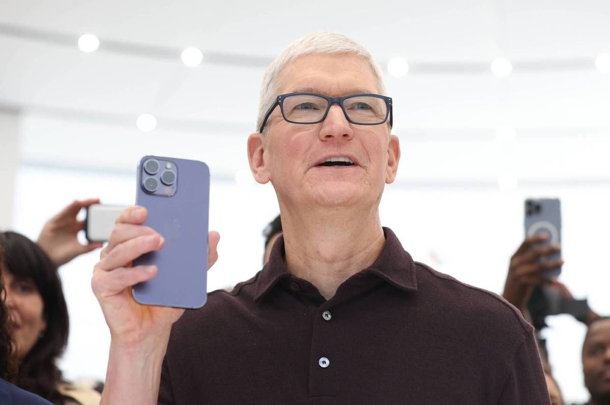 Tim Cook: iPhone 14 Pro'ya olan yüksek talebi karşılayamıyoruz