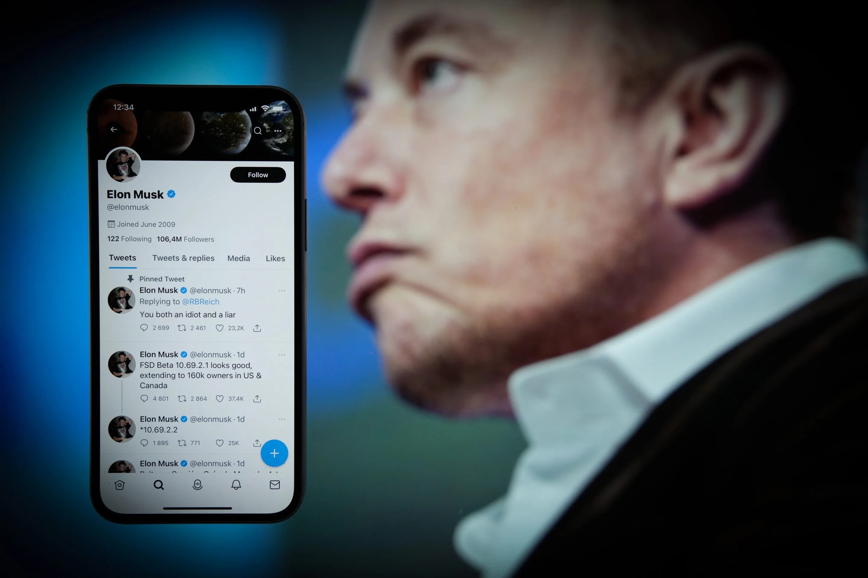 Elon Musk, Twitter'ın geleceği için 50 Tesla çalışanına güveniyor