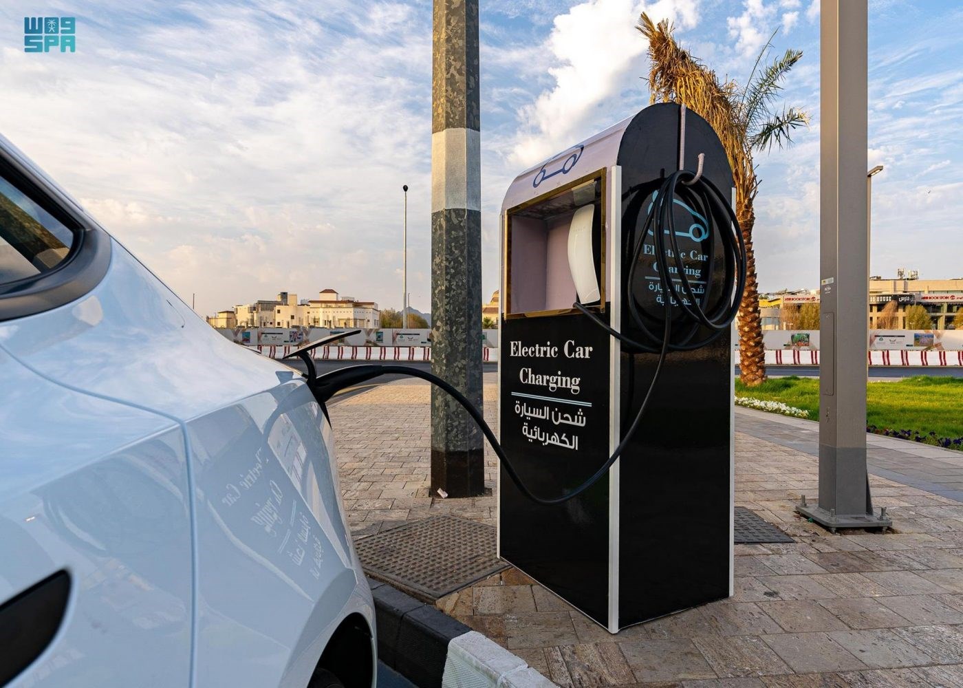 Suudi Arabistan ilk elektrikli otomobil markasını duyurdu: Ceer